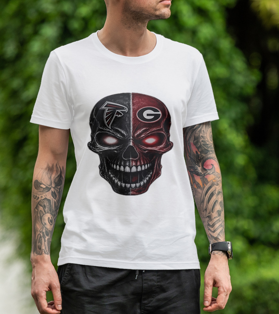 Atlanta Falcons Georgia Bulldogs Split Skull NFL College Football Fan Merch T-Shirt