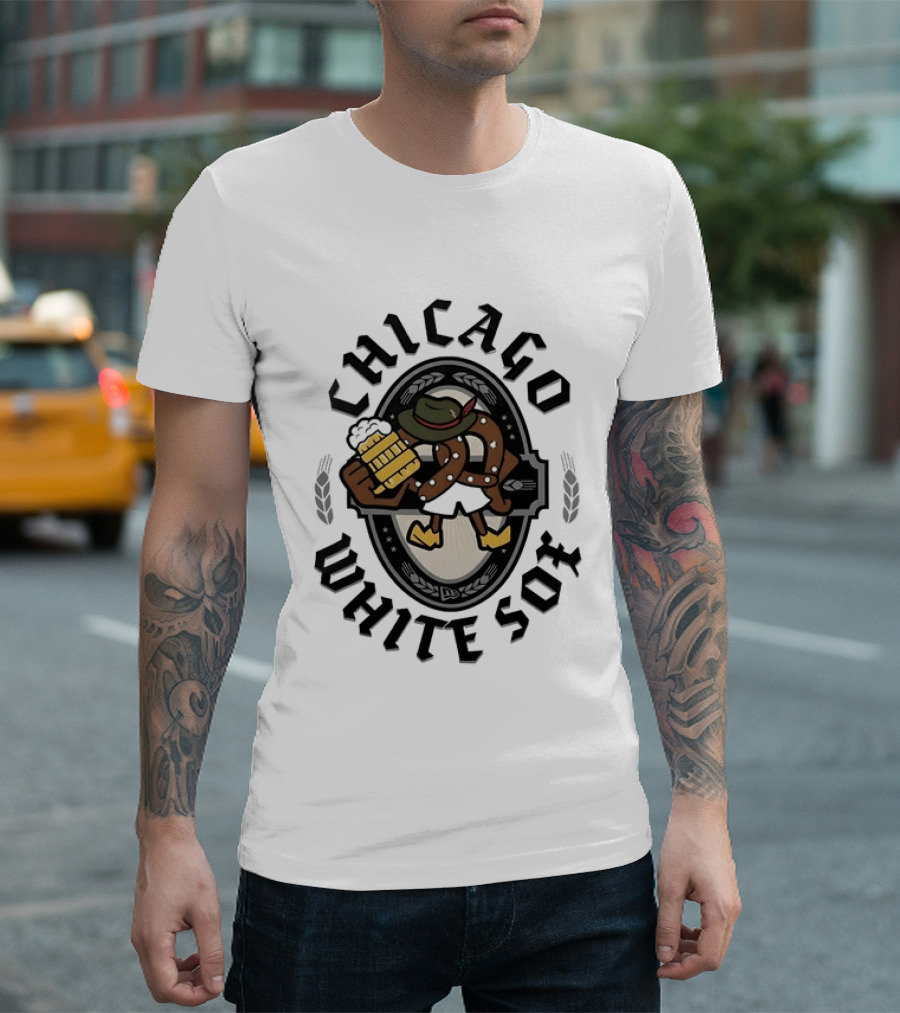 Chicago White Sox Oktoberfest Pretzel Beer Barrel Baseball Lederhosen T-Shirt