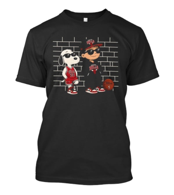 Snoopy Charlie Brown Bulls 23 Basketball Chicago Fan T-Shirt