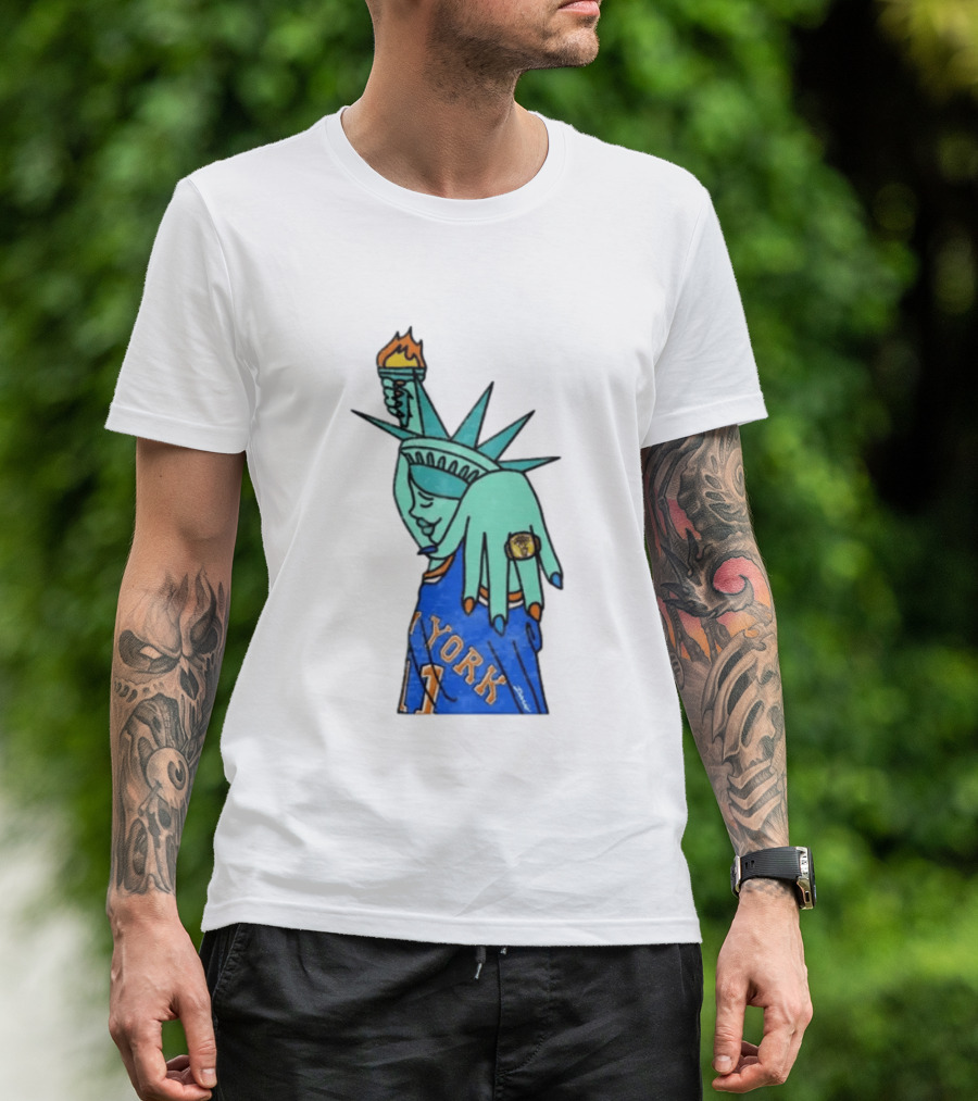 Jalen Brunson New York Knicks Liberty Statue Basketball Fan T-Shirt