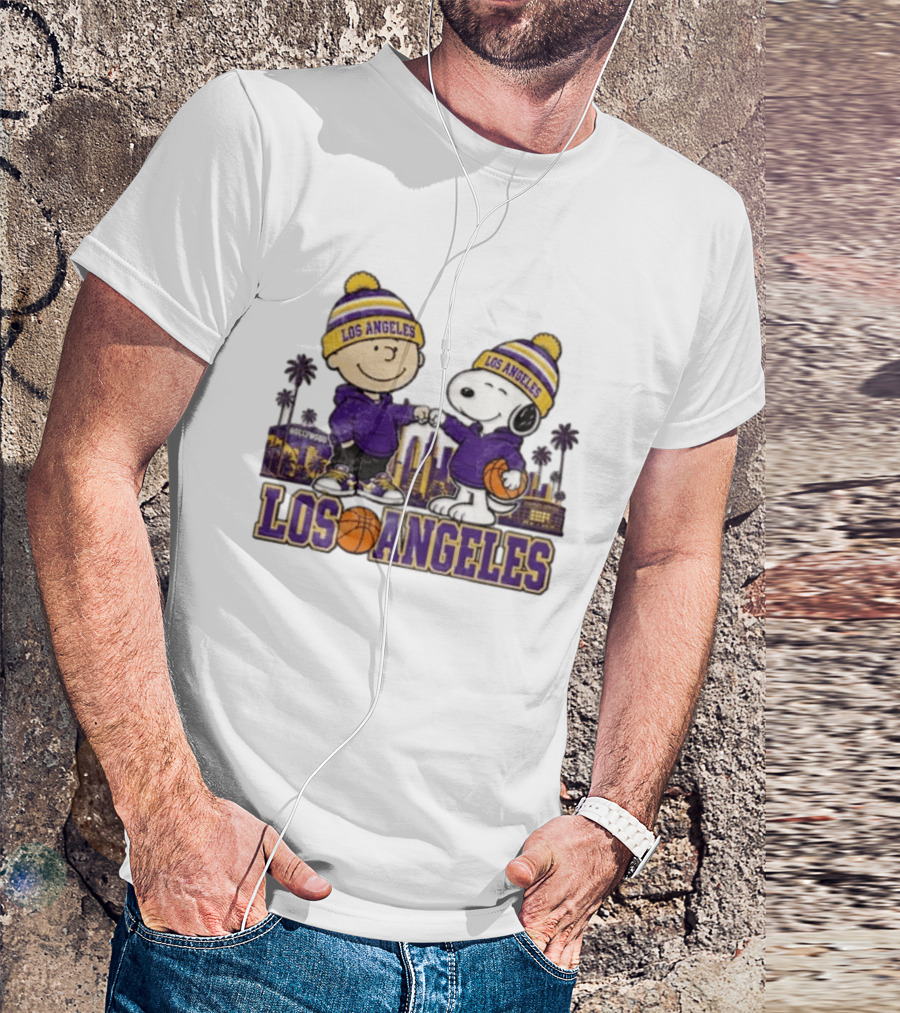 Los Angeles Charlie Brown Snoopy Basketball Fans Skyline Vintage Lakers T-Shirt