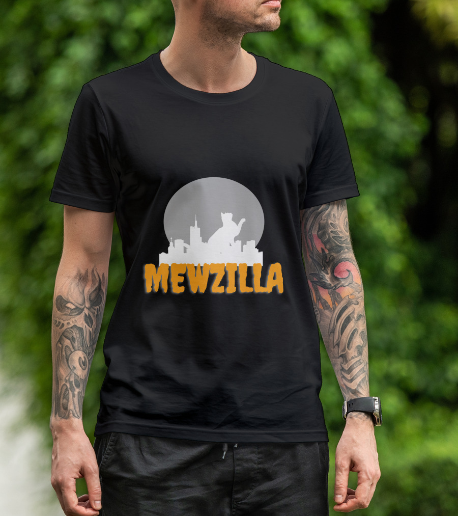 Mewzilla Cat Silhouette Over City Skyline Full Moon T-Shirt