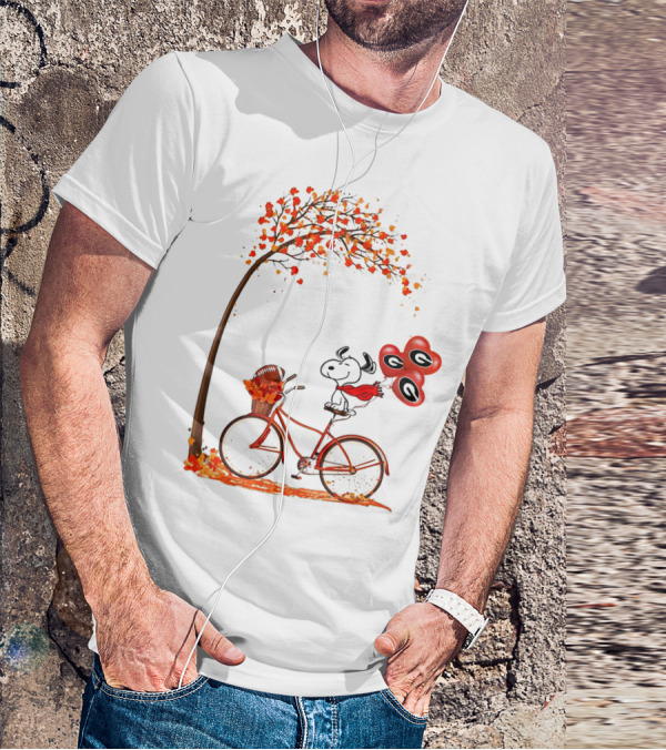 Snoopy Georgia Football Fall Bicycle Balloons T-Shirt