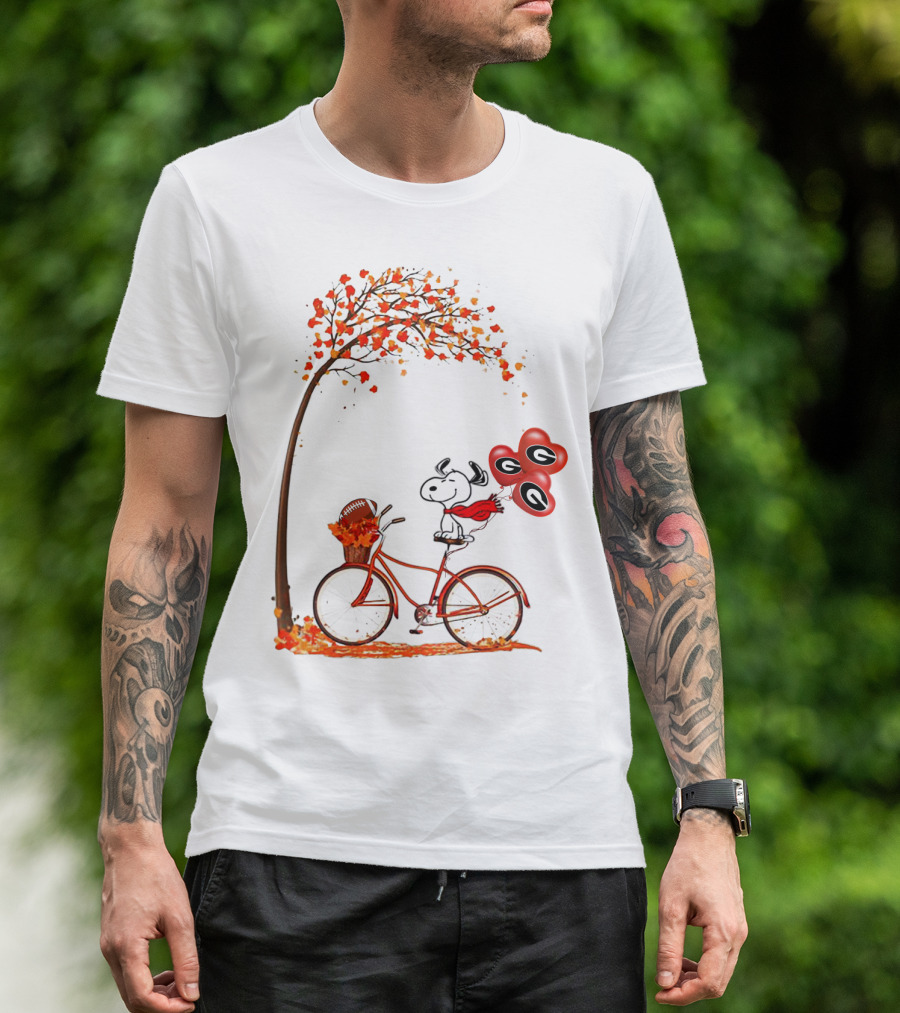 Snoopy Georgia Football Fall Bicycle Balloons T-Shirt