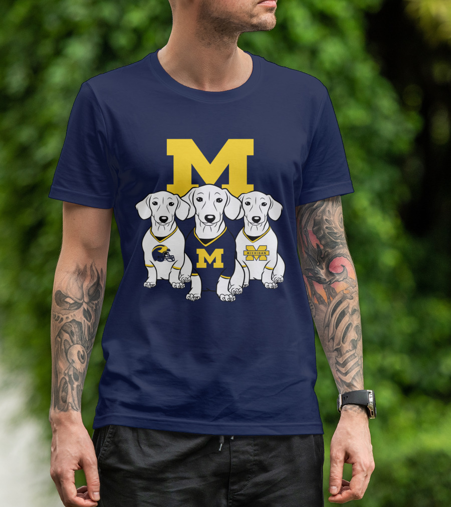 Michigan Wolverines Three Dachshund Dogs T-Shirt