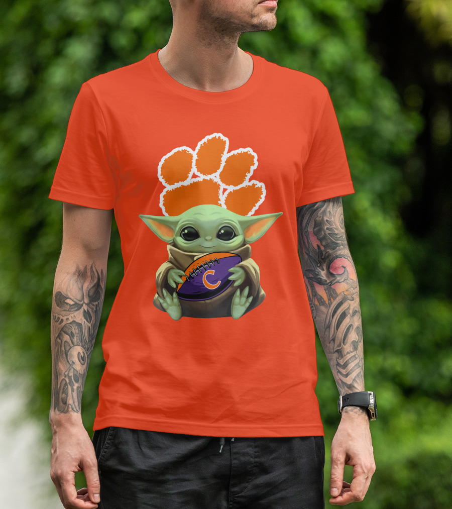 Clemson Tigers Baby Yoda Football Fan T-Shirt