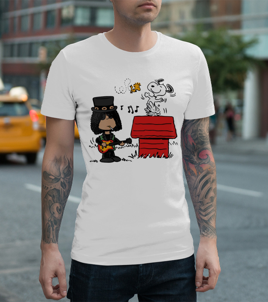 Slash Style Guitarist With Snoopy And Woodstock Playing Music T-Shirt