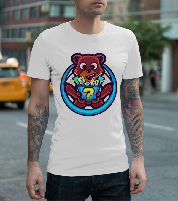 Der Merch Bear Holding Mystery Question Mark Box T-Shirt