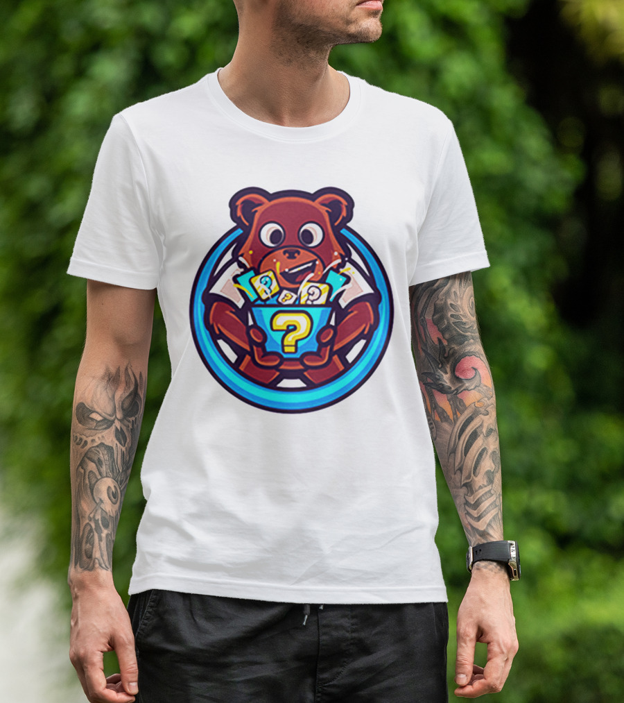 Der Merch Bear Holding Mystery Question Mark Box T-Shirt