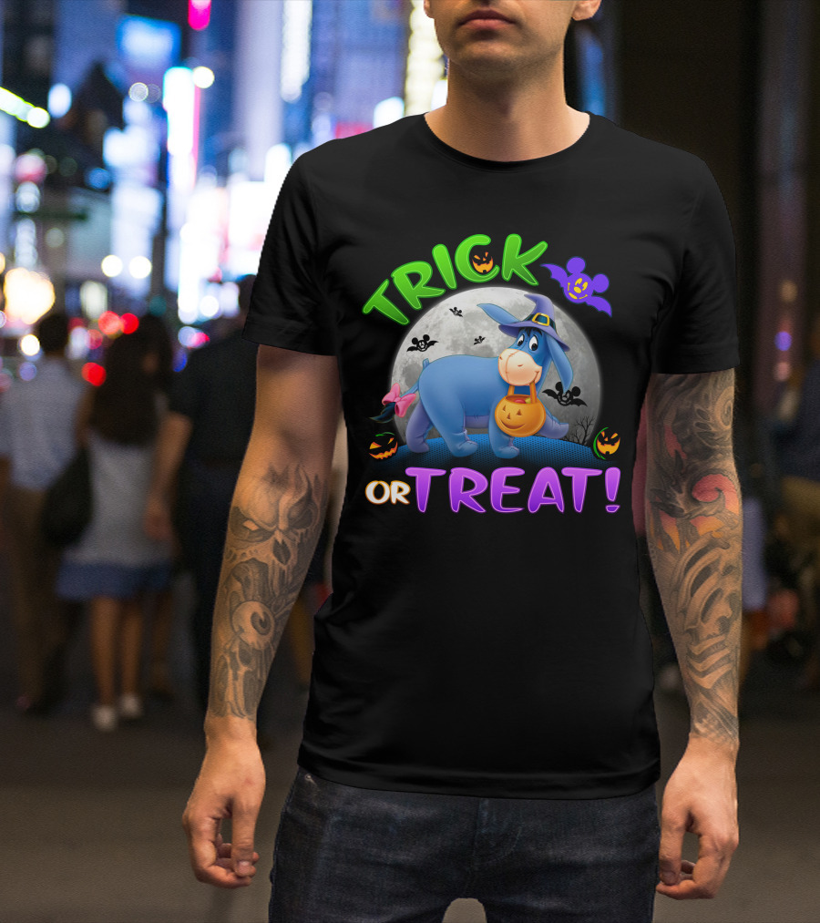 Eeyore Trick Or Treat Halloween Moon Bat Pumpkins T-Shirt
