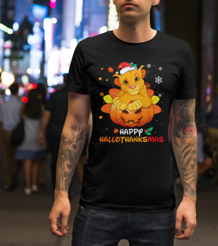 Happy Hallothanksmas Simba Pumpkin Santa Hat Snowflakes T-Shirt