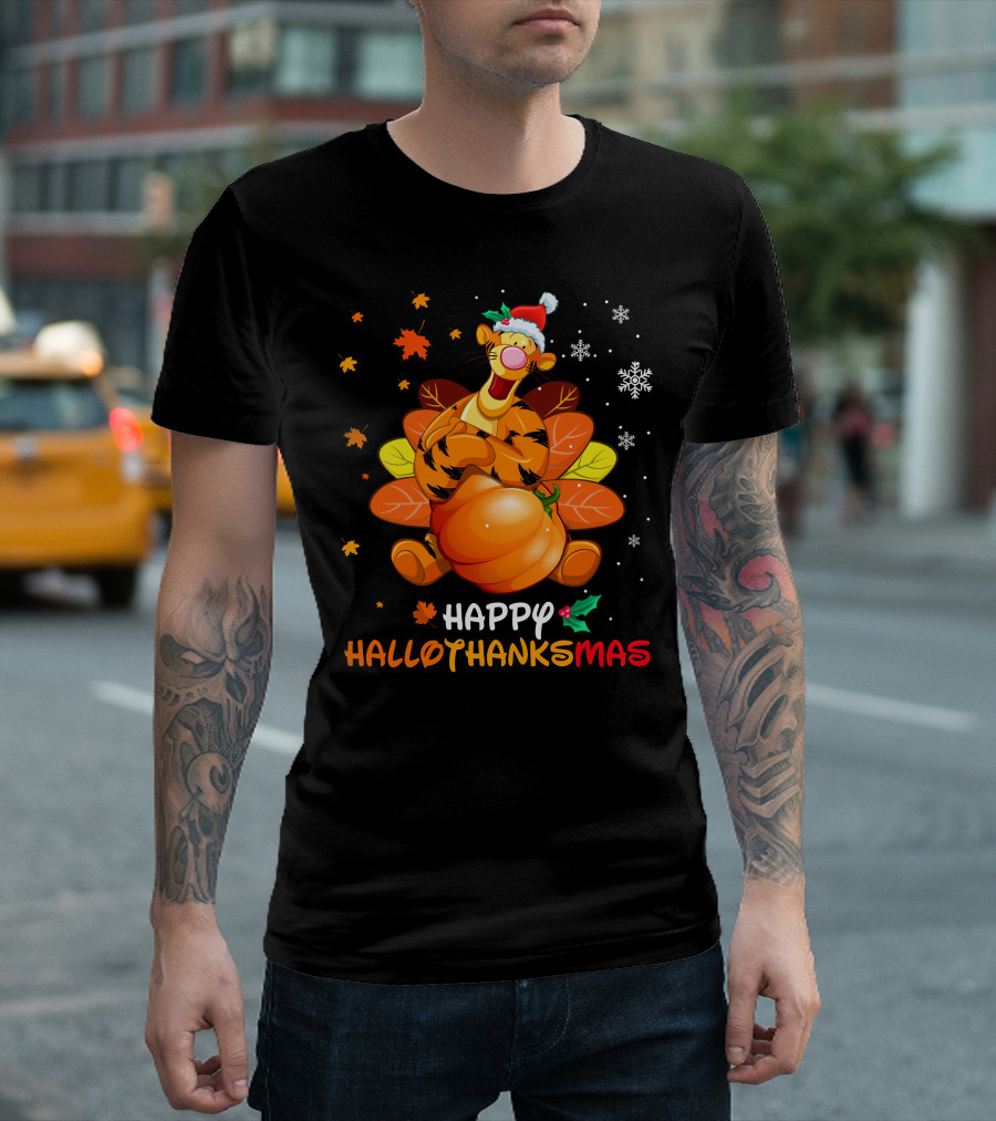 Happy Hallothanksmas Tiger With Pumpkin And Santa Hat T-Shirt