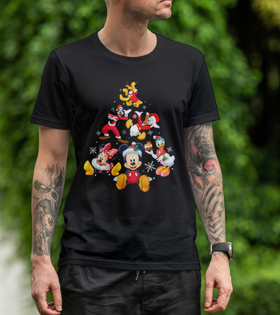 Mickey Minnie Donald Goofy Pluto Daisy Christmas Tree Noel T-Shirt