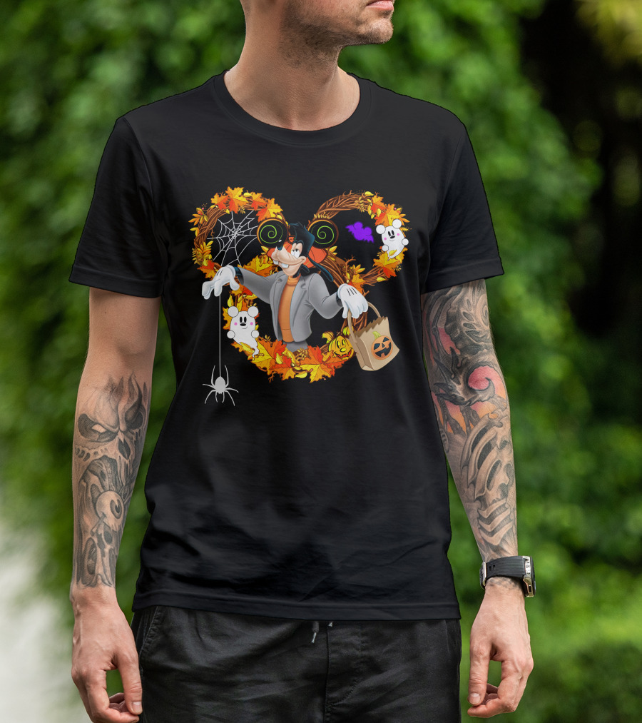 Halloween Goofy In Heart Of Autumn Leaves With Ghosts And Spider T-Shirt