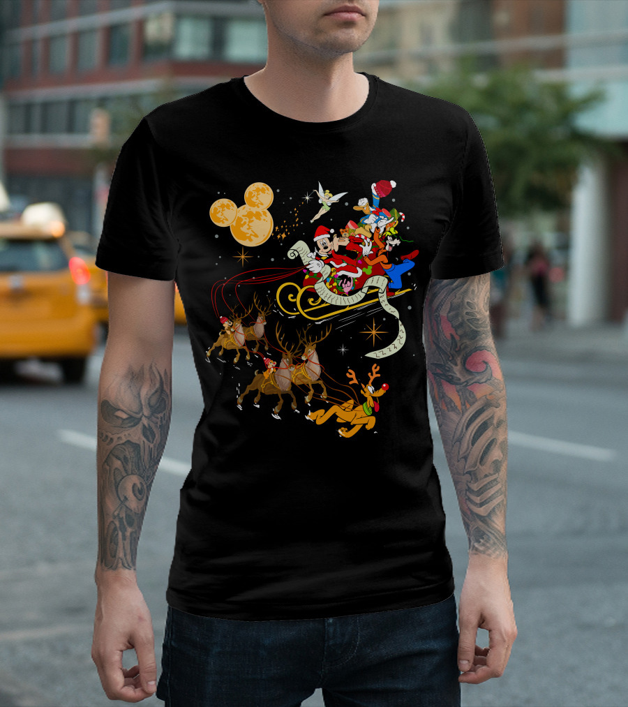 Mickey And Friends Christmas Sleigh Ride With Santa And Reindeer T-Shirt