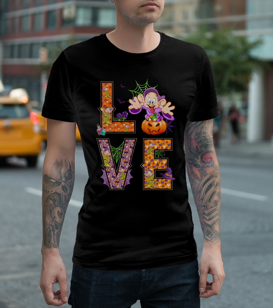 Love Halloween Dopey Pumpkin Spiderwebs T-Shirt