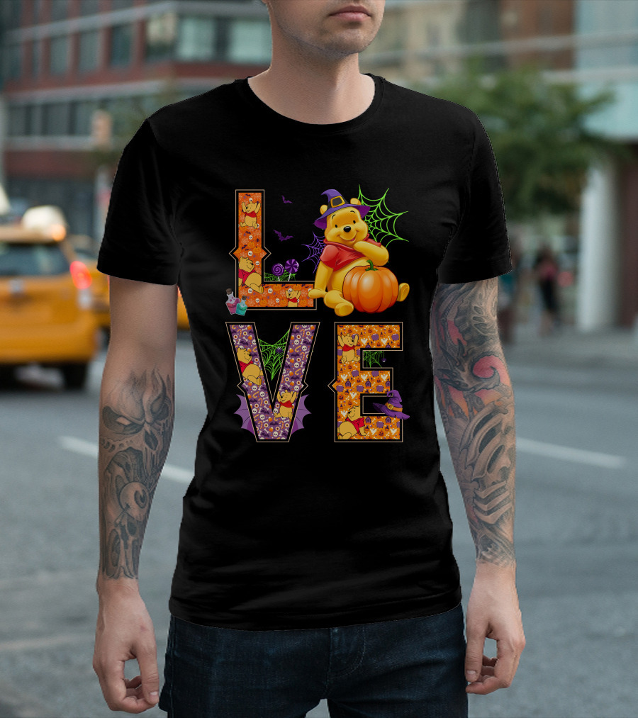 Love Pooh Halloween Pumpkin Spiderwebs And Witch Hat T-Shirt