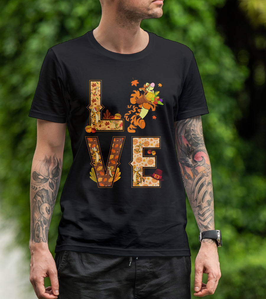 Love Tigger Thanksgiving Autumn Leaves T-Shirt