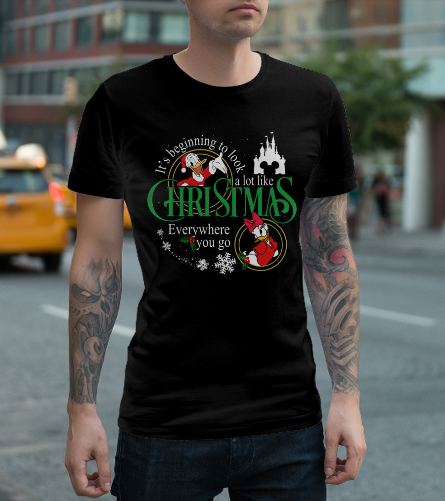 It's Beginning To Look A Lot Like Christmas Everywhere You Go Donald Daisy T-Shirt