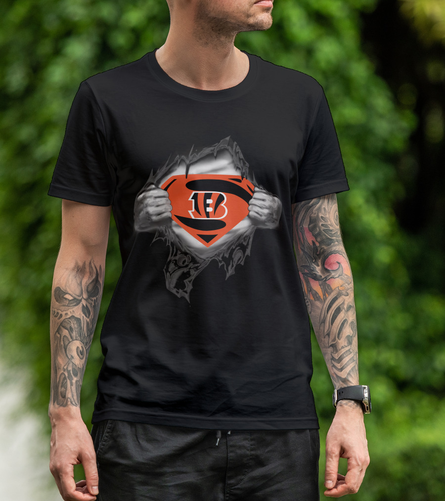 Cincinnati Bengals Superman Logo Emblem T-Shirt