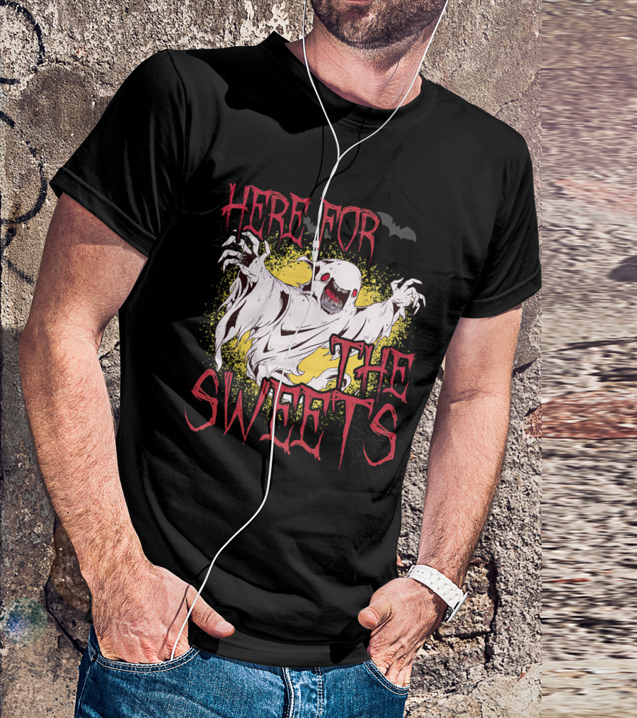 Here For The Sweets Ghost Costume With Ghosts For Halloween T-Shirt