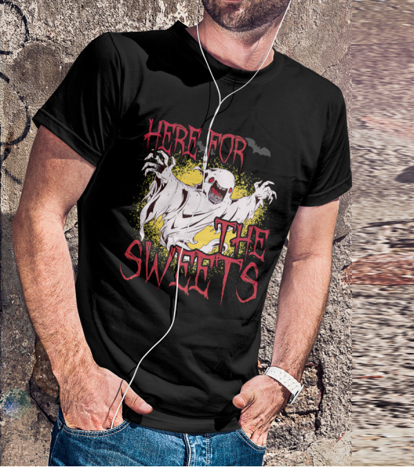 Here For The Sweets Ghost Costume With Ghosts For Halloween T-Shirt