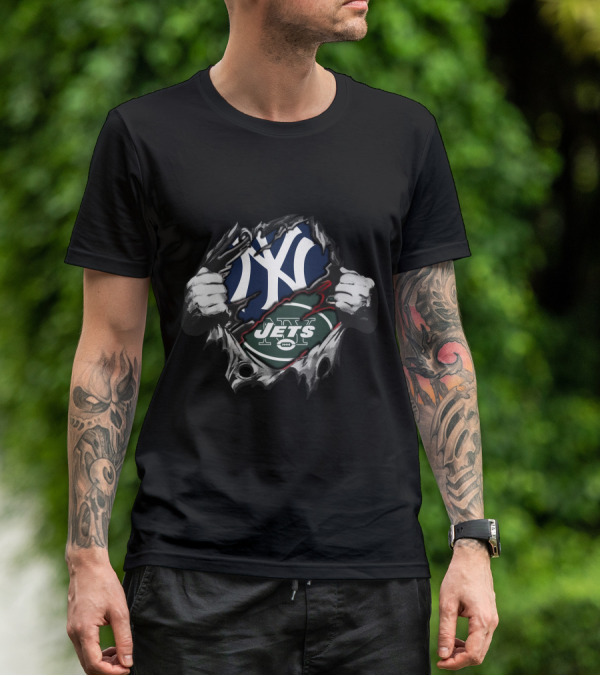 New York Yankees NY And New York Jets Logo Fusion T-Shirt