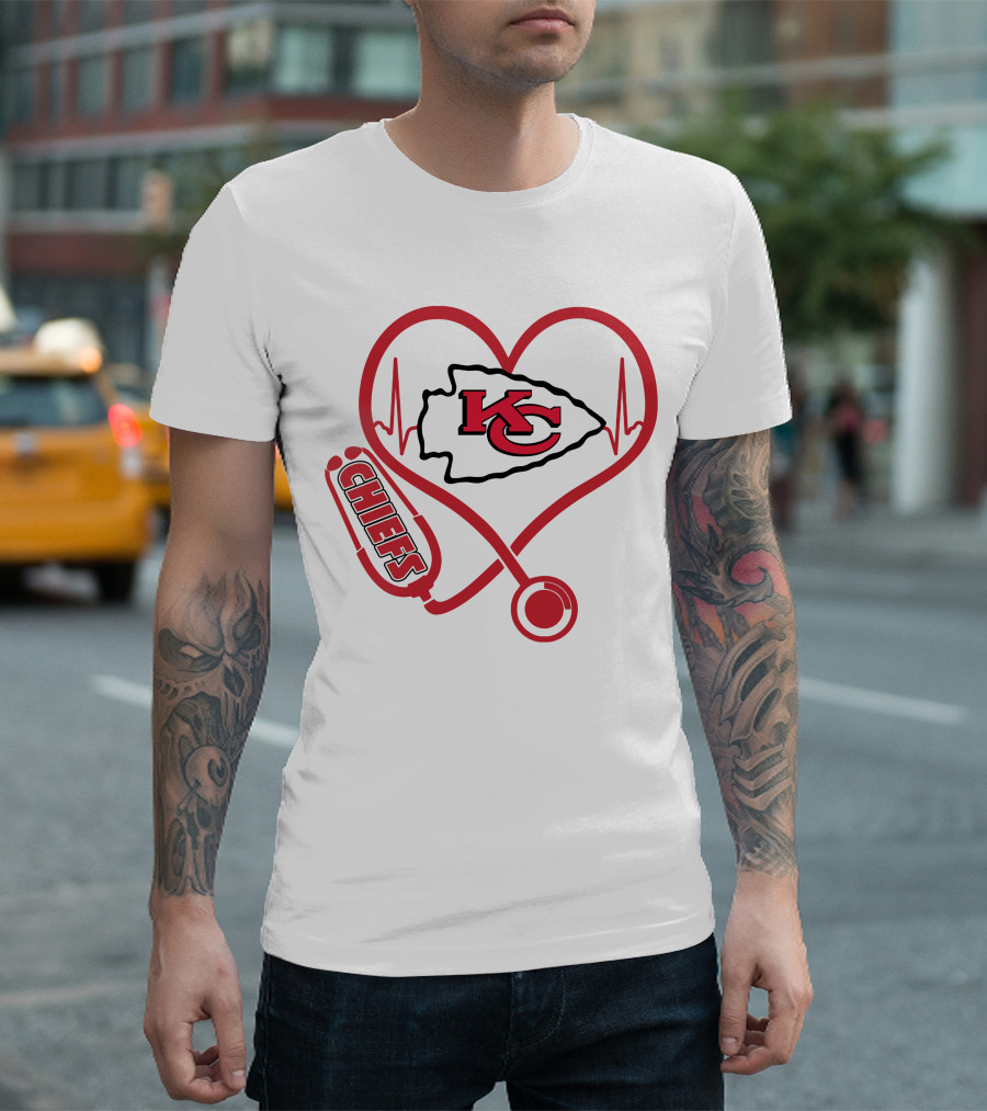 Nurse Love Kansas City Chiefs Heart Stethoscope T-Shirt