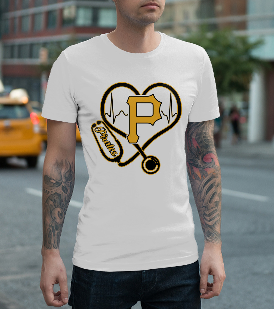 Nurse Heartbeat Stethoscope Pittsburgh Pirates Fan Love T-Shirt