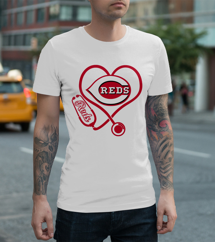Nurse Love Cincinnati Reds Heart Stethoscope Reds T-Shirt