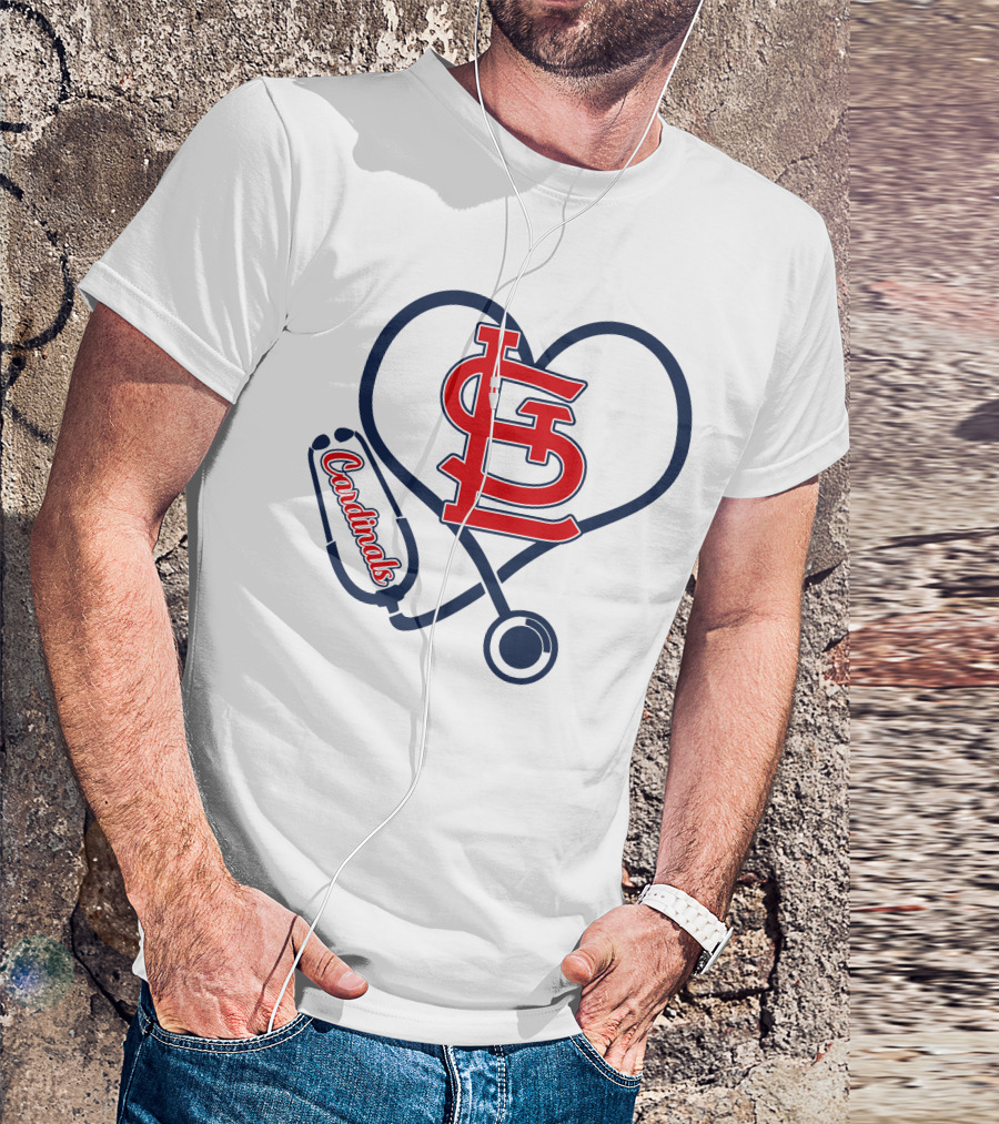 St. Louis Cardinals Nurse Heart Stethoscope Love T-Shirt