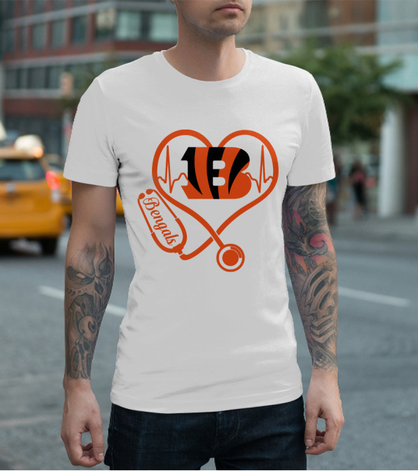 Nurse Heart Cincinnati Bengals Stethoscope Love 13 T-Shirt