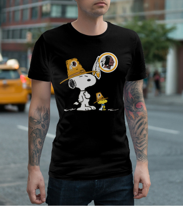 Snoopy Woodstock Washington Redskins Football Fan Gear T-Shirt