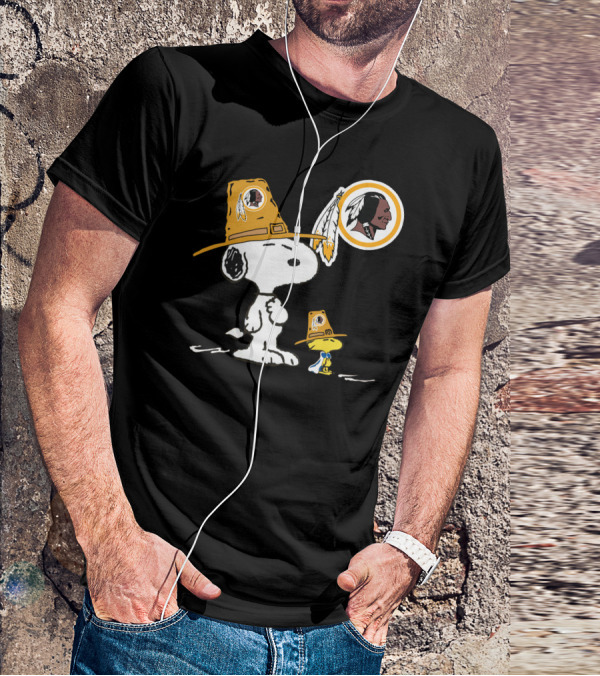 Snoopy Woodstock Washington Redskins Football Fan Gear T-Shirt