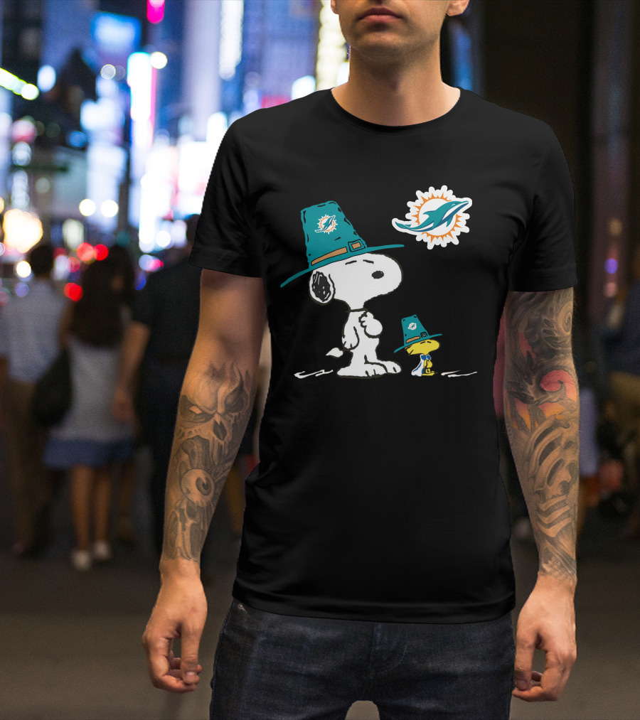 Snoopy And Woodstock Miami Dolphins Thanksgiving Hat T-Shirt