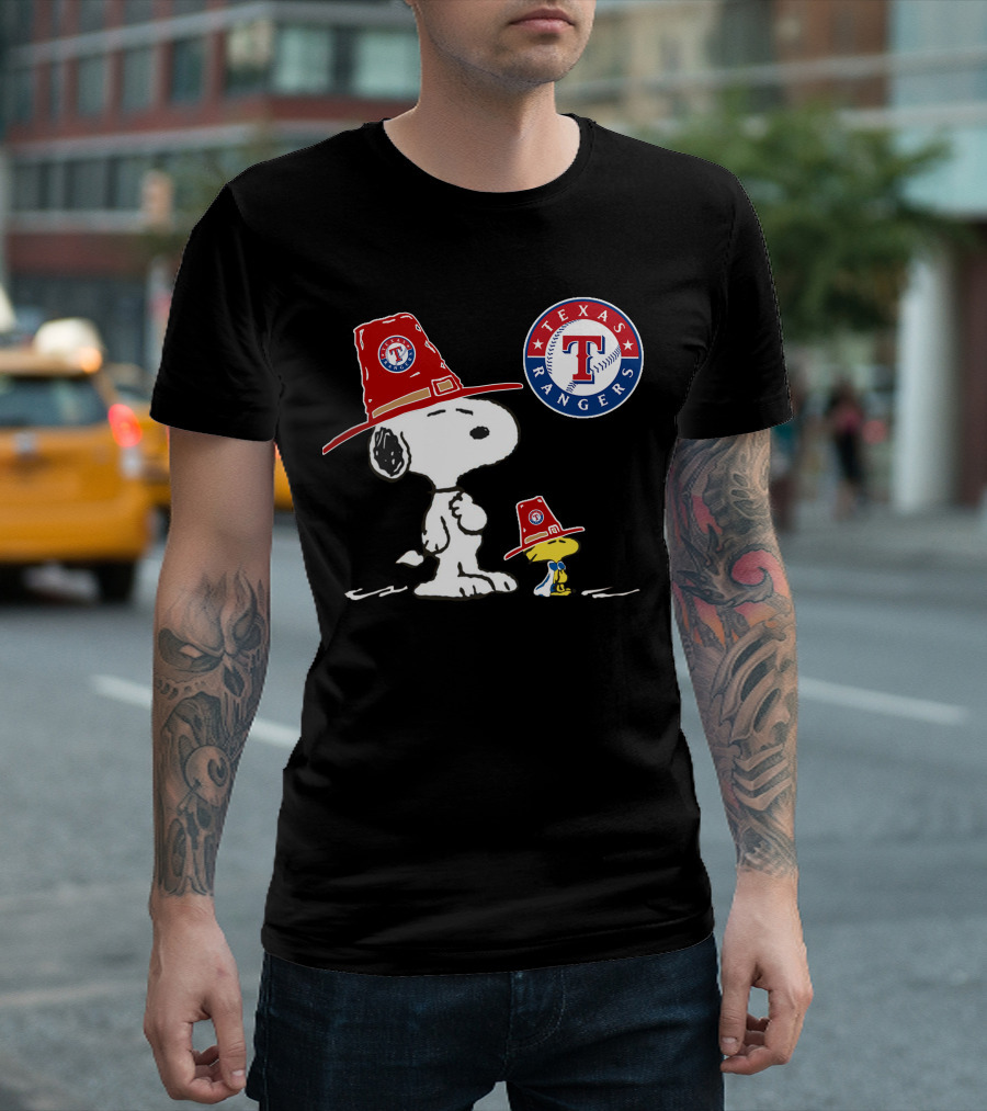 Texas Rangers Snoopy And Woodstock In Red Hats With Team T-Shirt