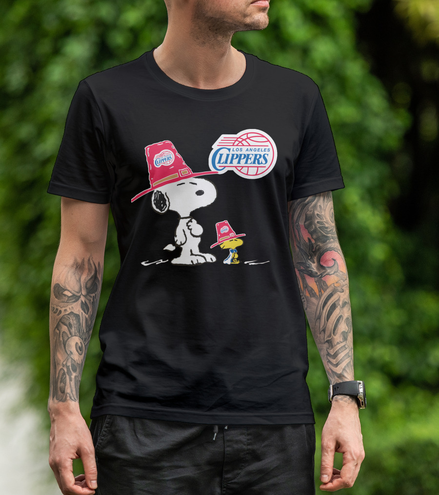 Los Angeles Clippers Snoopy With Woodstock In Team Hats T-Shirt