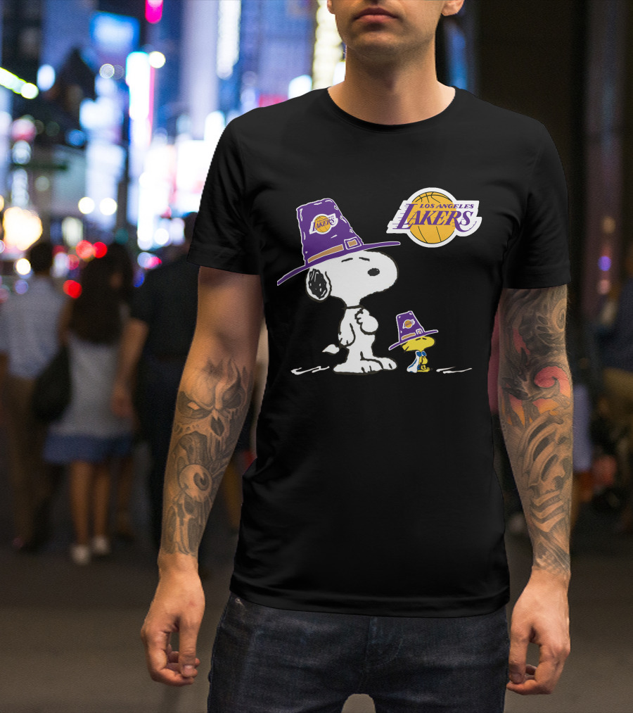 Los Angeles Lakers Snoopy Peanuts Basketball T-Shirt