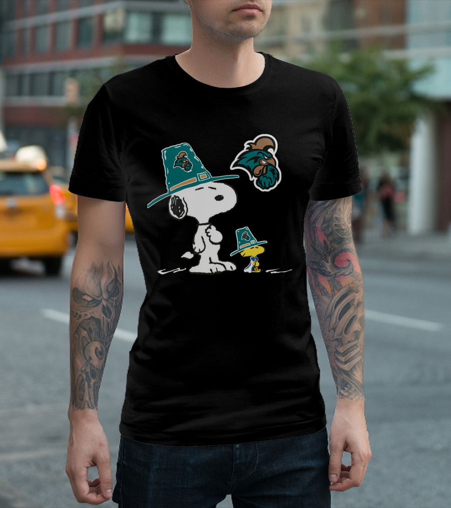 Coastal Carolina Chanticleers Snoopy Woodstock Peanuts Pilgrim Hats T-Shirt