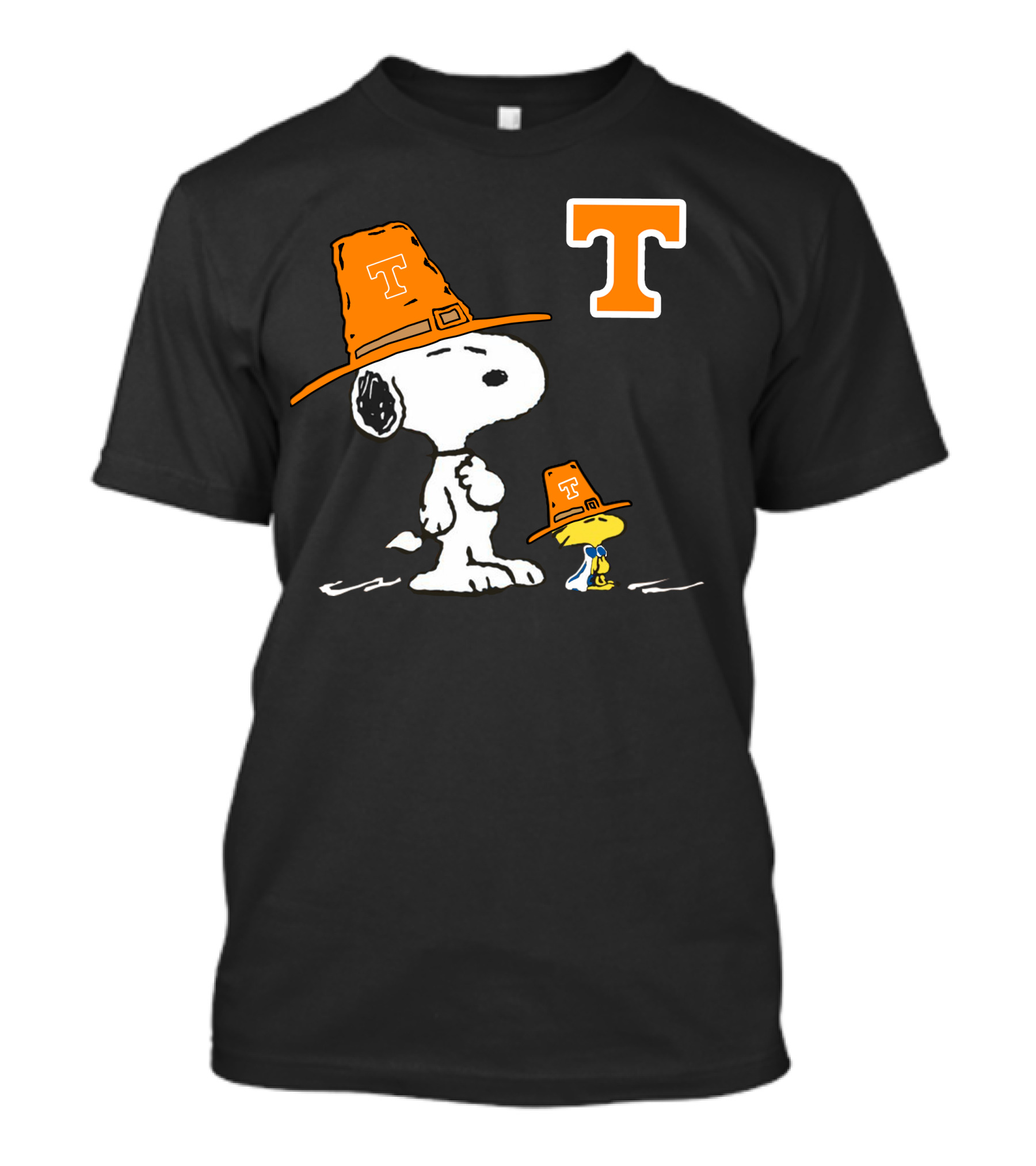 Tennessee Volunteers Snoopy Woodstock Football Fan Gear T-Shirt