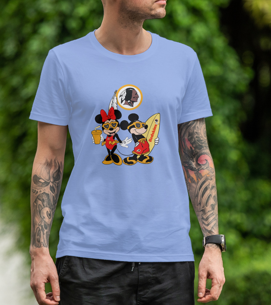 Redskins Mickey And Minnie Vacation Fun With Surfboard And Drink T-Shirt