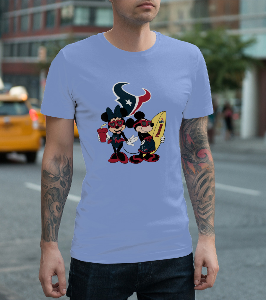 Texans Mickey And Minnie Happy Vacation Surfboard And Drink T-Shirt