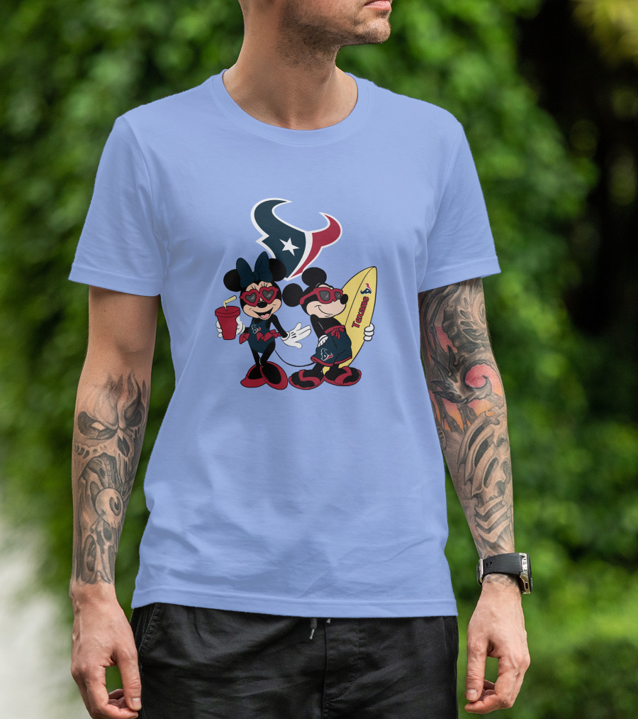 Texans Mickey And Minnie Happy Vacation Surfboard And Drink T-Shirt