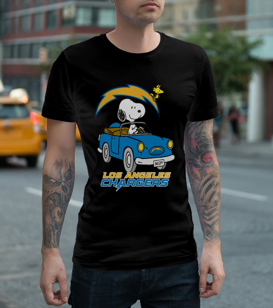 Los Angeles Chargers Snoopy Driving With Woodstock T-Shirt