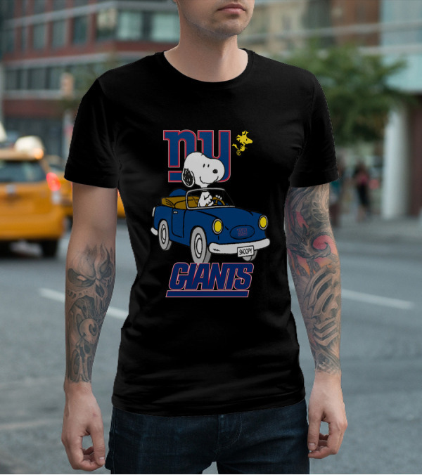 NY Giants Snoopy And Woodstock In Blue Car Ride T-Shirt