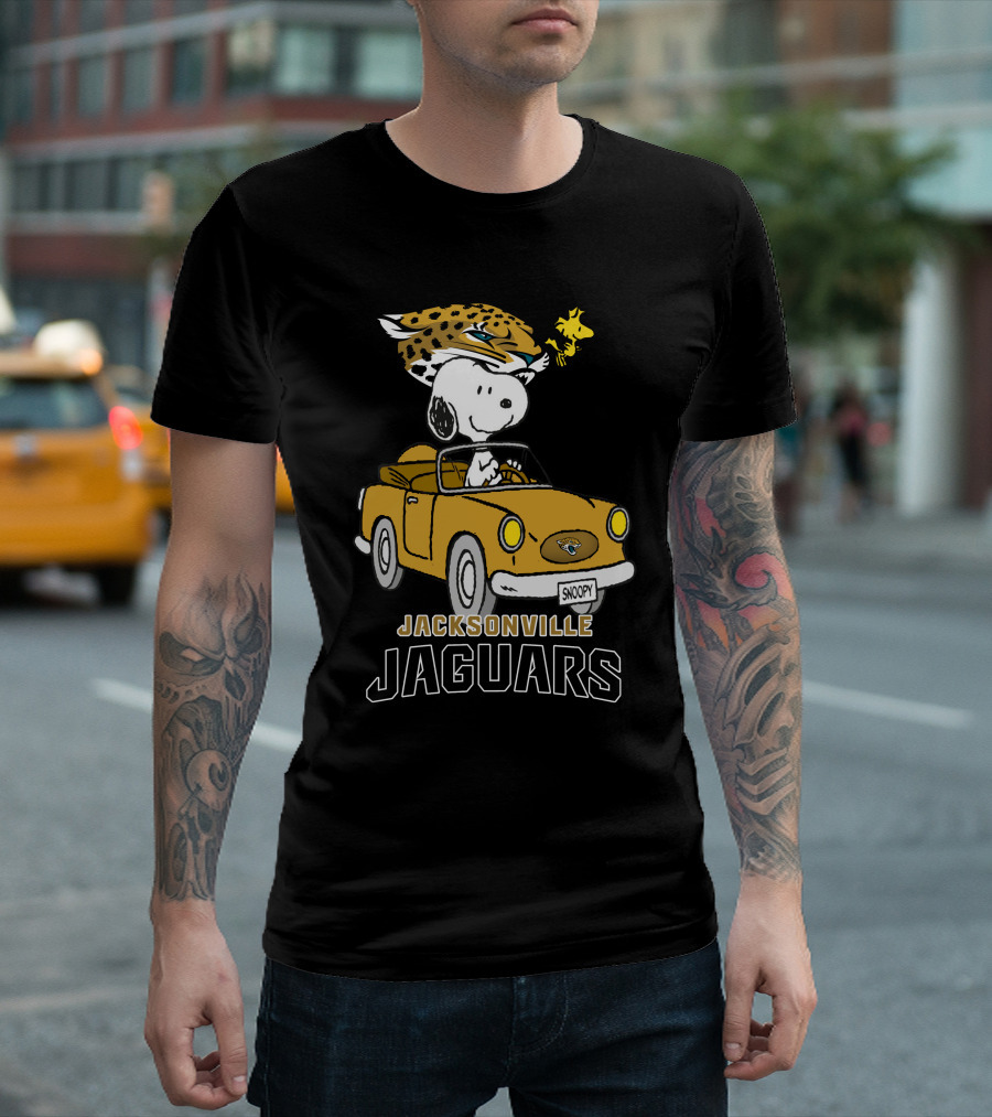 Jacksonville Jaguars Snoopy Driving Car with Woodstock T-Shirt