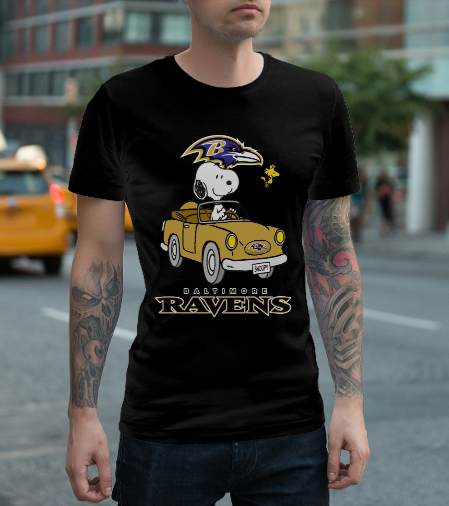 Baltimore Ravens Snoopy Driving Car with Woodstock T-Shirt
