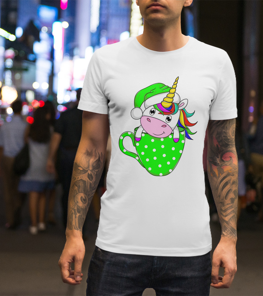 Funny Christmas Unicorn In Santa Hat With Green Polka Dot Cup T-Shirt