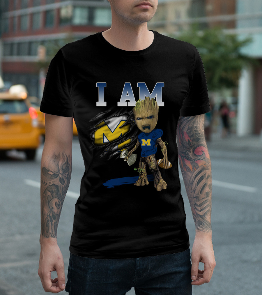 I Am Michigan Groot Football Axe M T-Shirt