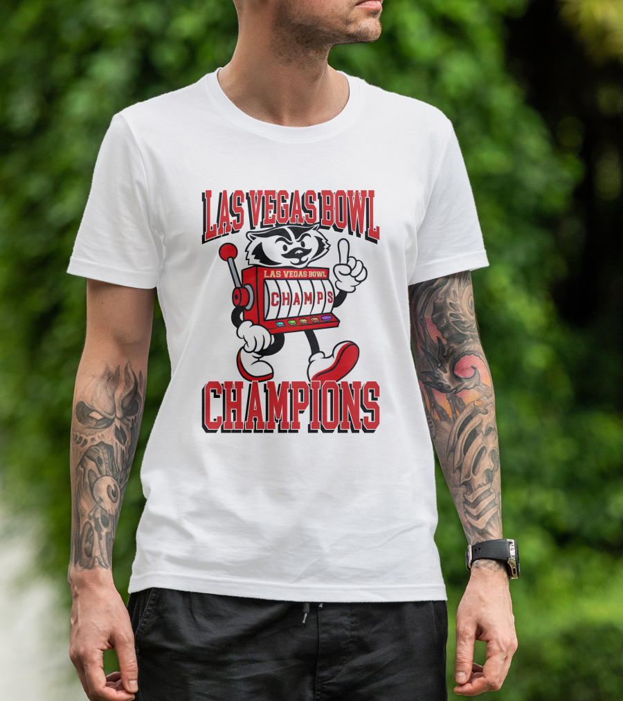 LAS VEGAS BOWL CHAMPS CHAMPIONS BADGER SLOT MACHINE T-Shirt
